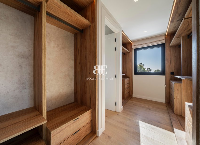 Herverkoop - Villa -
Marbella - Nagueles