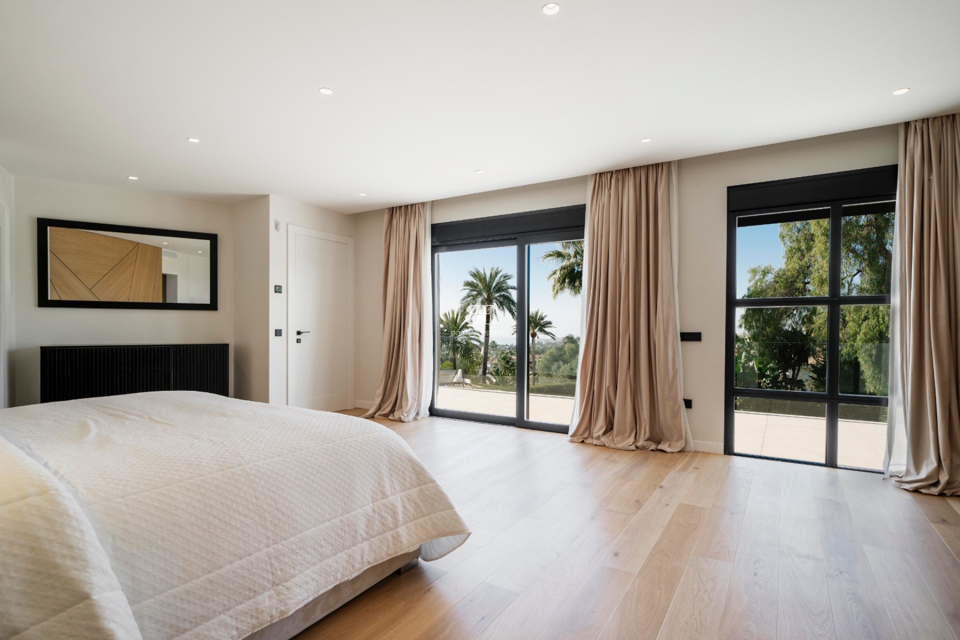 Herverkoop - Villa -
Marbella - Nagueles