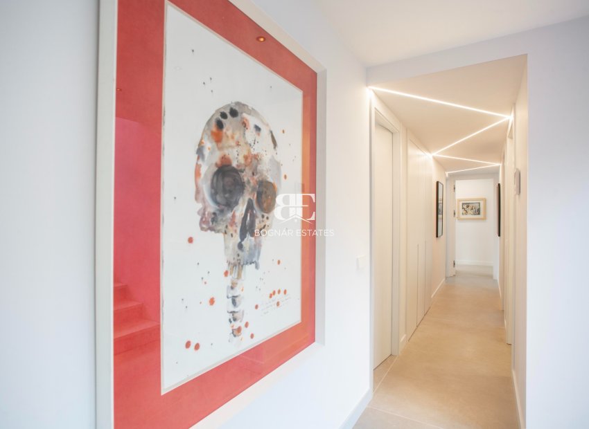 Herverkoop - Villa -
Marbella - Nagueles