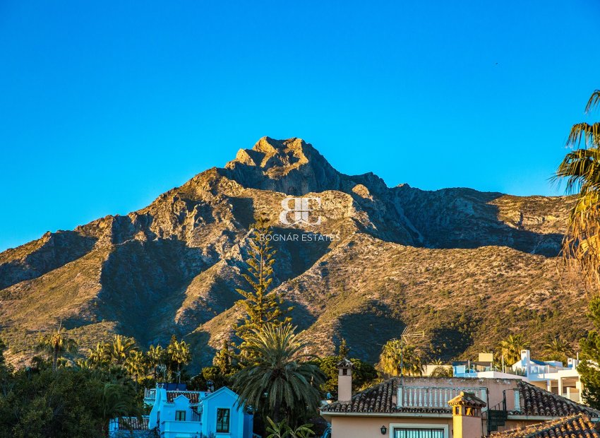 Herverkoop - Villa -
Marbella - Nagueles