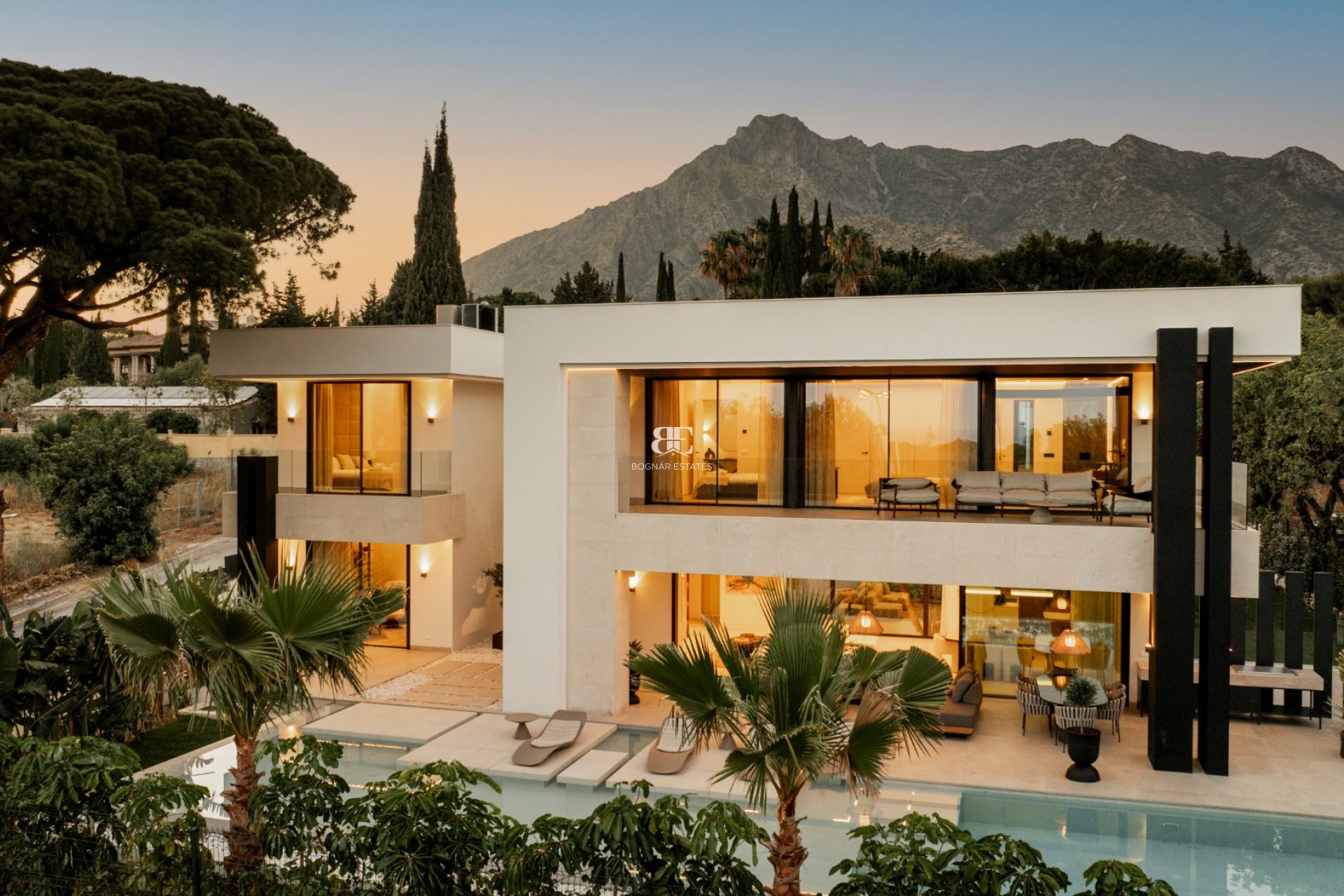 Herverkoop - Villa -
Marbella - Nagueles