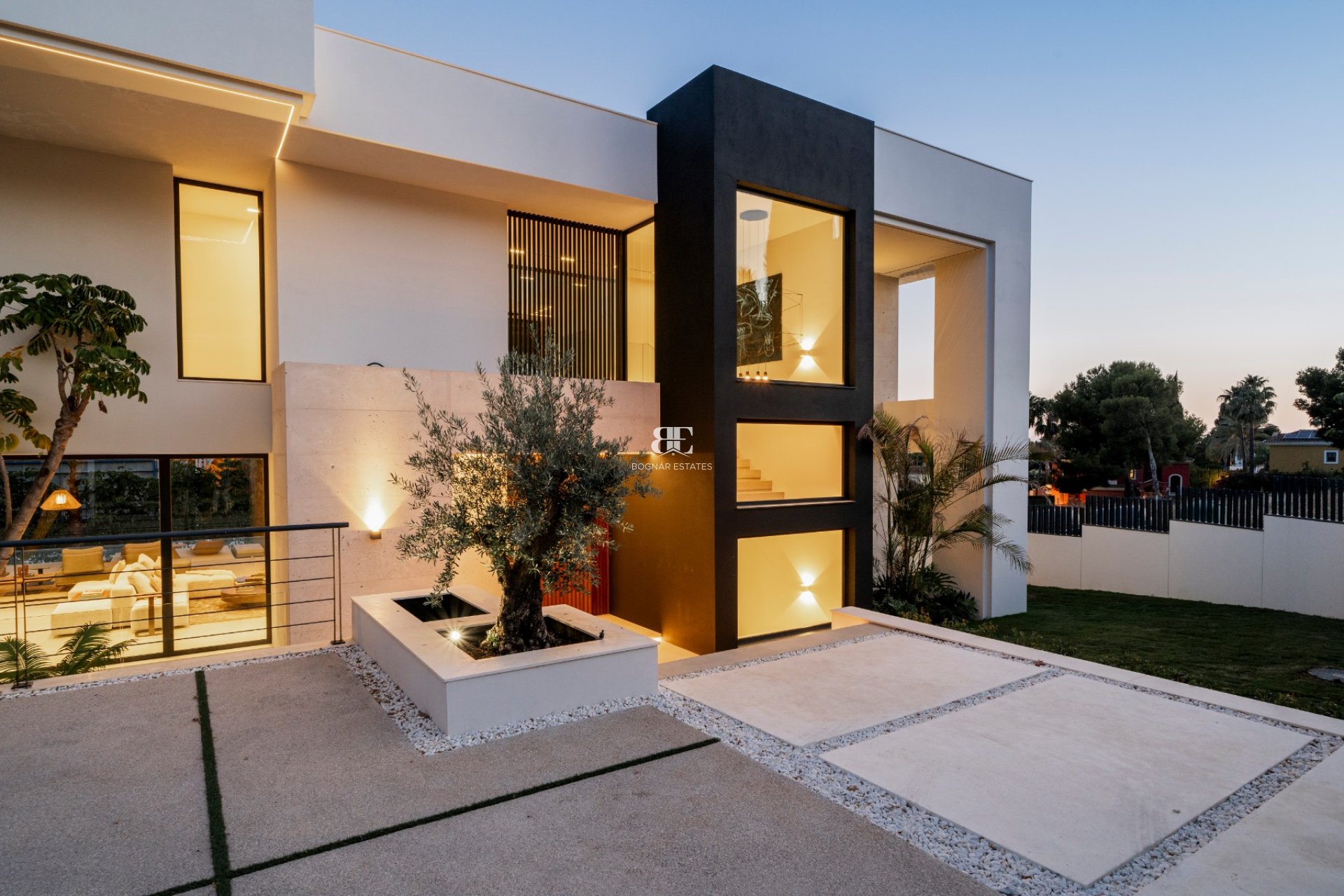 Herverkoop - Villa -
Marbella - Nagueles