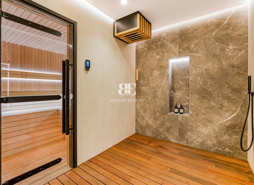 Herverkoop - Villa -
Marbella - Nagueles