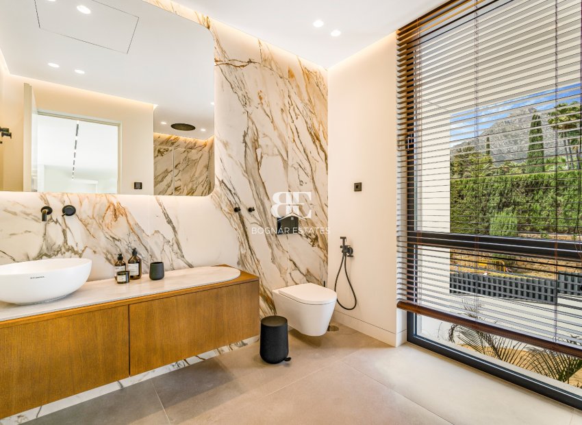Herverkoop - Villa -
Marbella - Nagueles