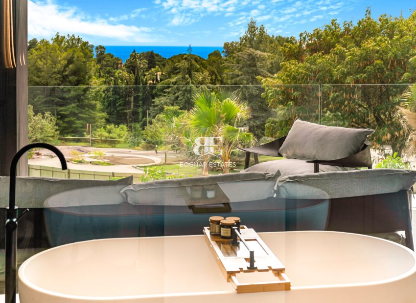 Herverkoop - Villa -
Marbella - Nagueles