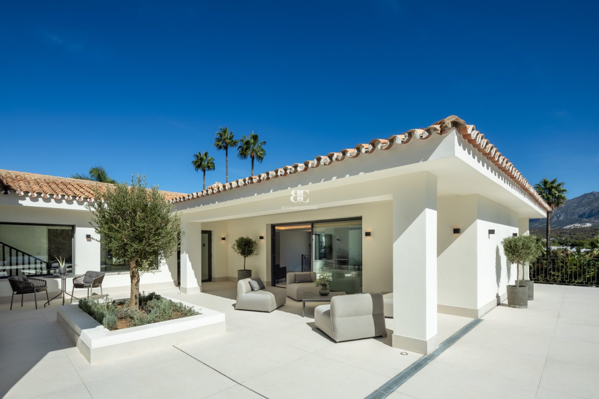 Herverkoop - Villa -
Marbella - Nueva Andalucía