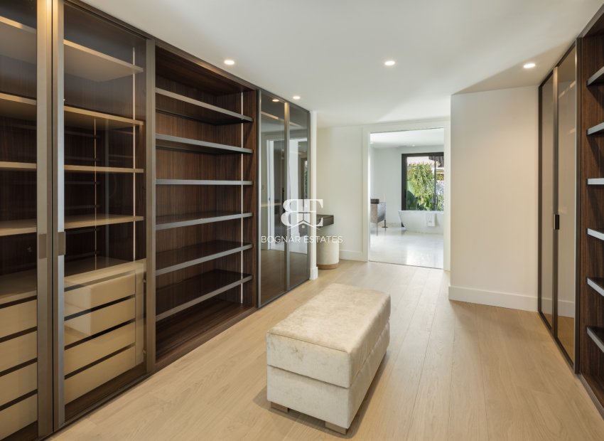 Herverkoop - Villa -
Marbella - Nueva Andalucía