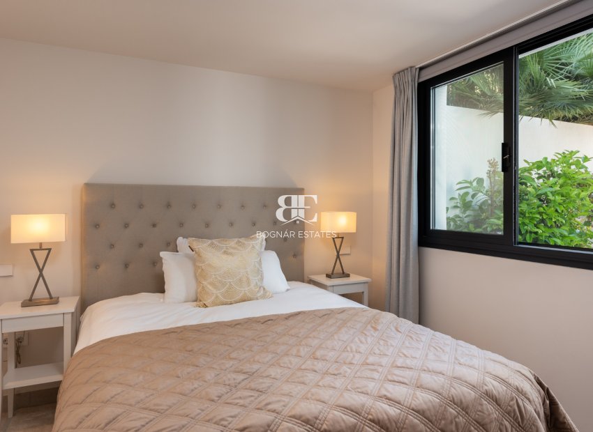 Herverkoop - Villa -
Marbella - Nueva Andalucía