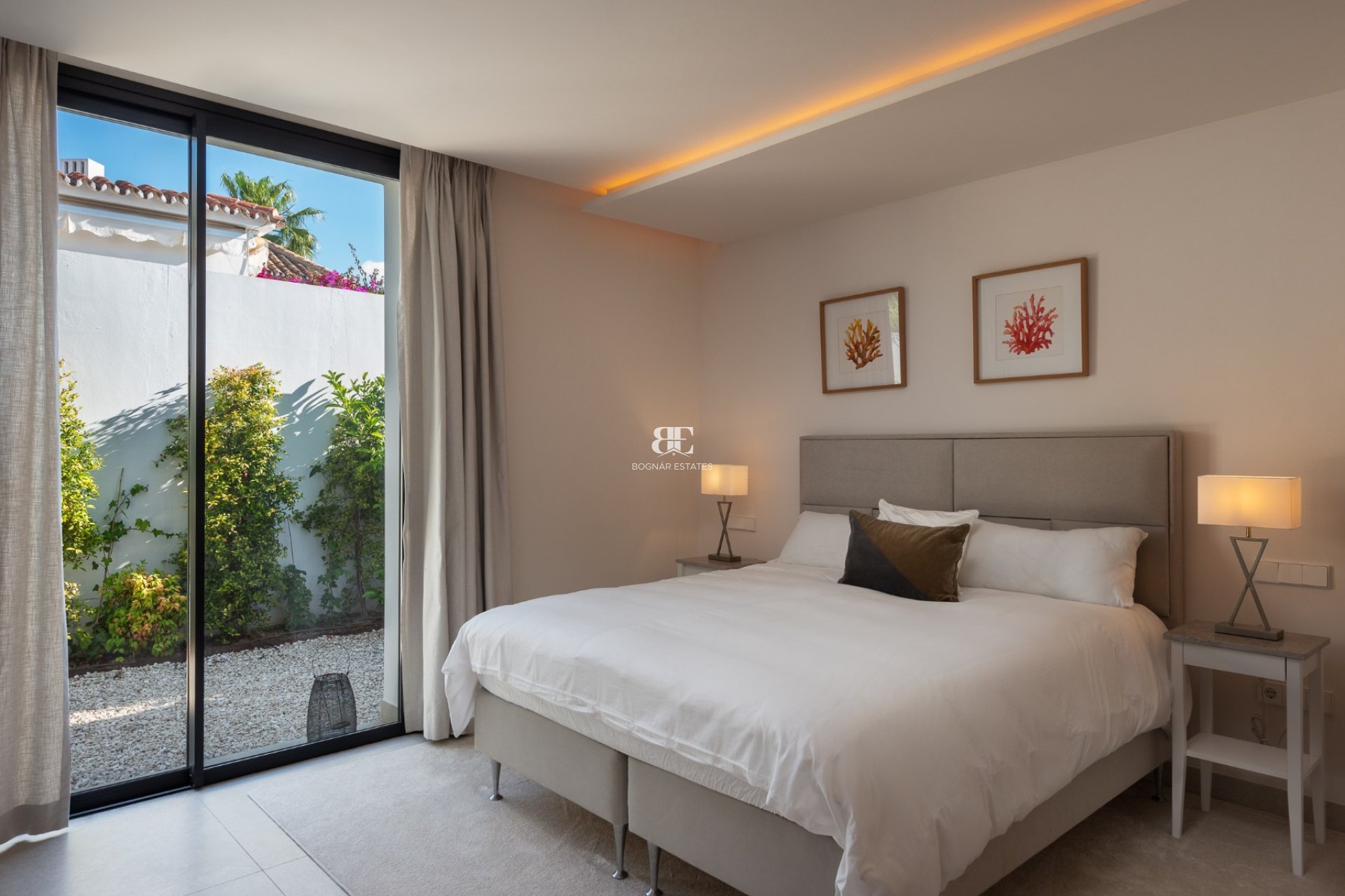 Herverkoop - Villa -
Marbella - Nueva Andalucía