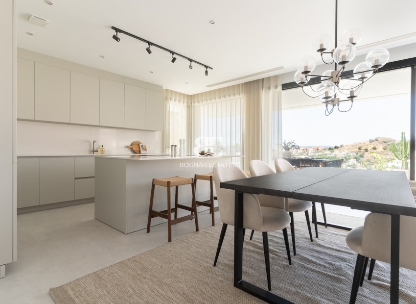 Herverkoop - Villa -
Marbella - Nueva Andalucía