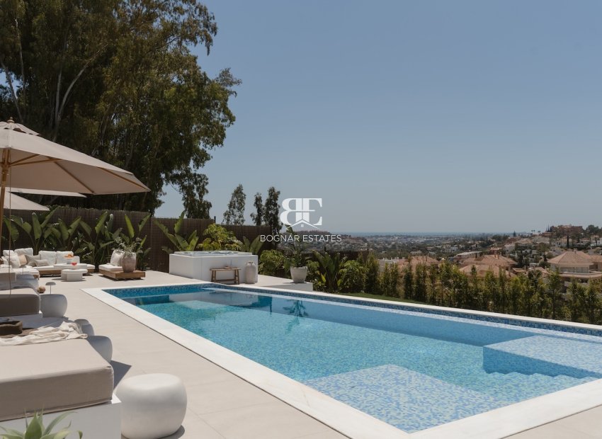 Herverkoop - Villa -
Marbella - Nueva Andalucía