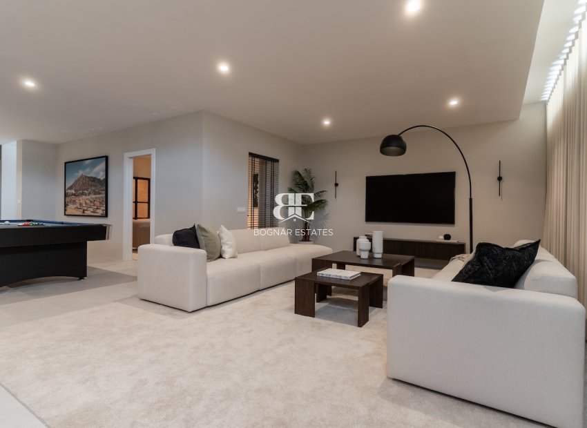 Herverkoop - Villa -
Marbella - Nueva Andalucía