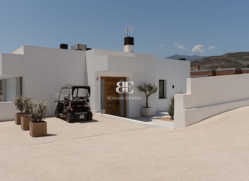 Herverkoop - Villa -
Marbella - Nueva Andalucía