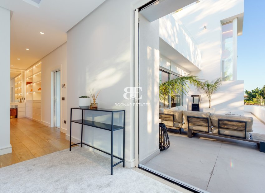 Herverkoop - Villa -
Marbella - Nueva Andalucía