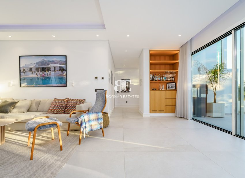 Herverkoop - Villa -
Marbella - Nueva Andalucía