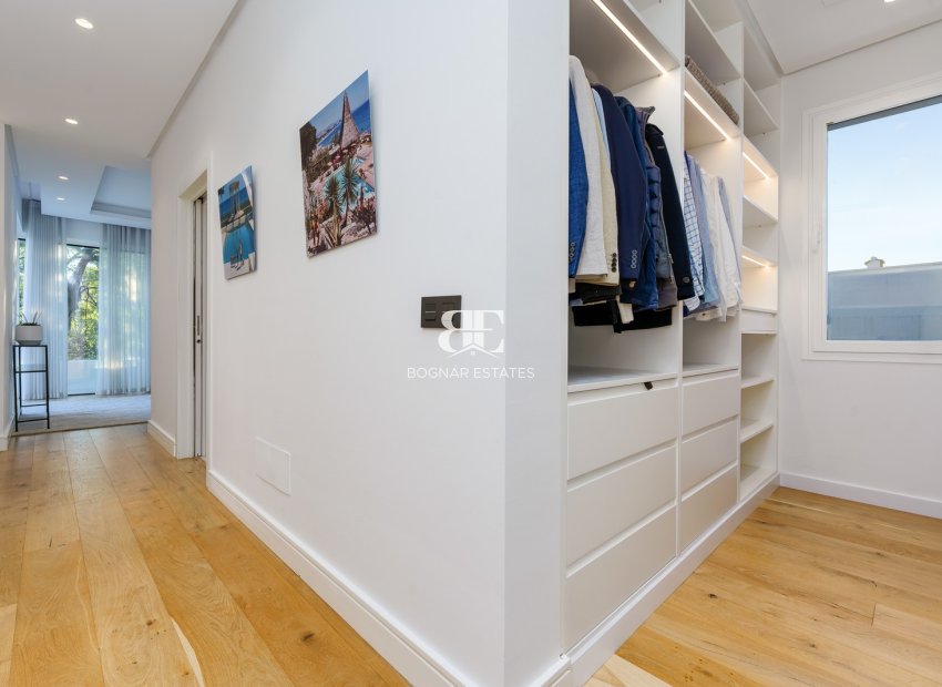 Herverkoop - Villa -
Marbella - Nueva Andalucía