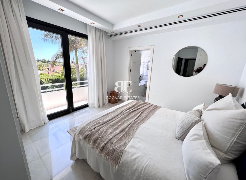 Herverkoop - Villa -
Marbella - Nueva Andalucía