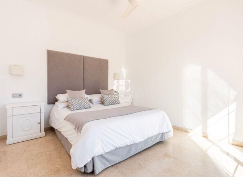 Herverkoop - Villa -
Marbella - Nueva Andalucía