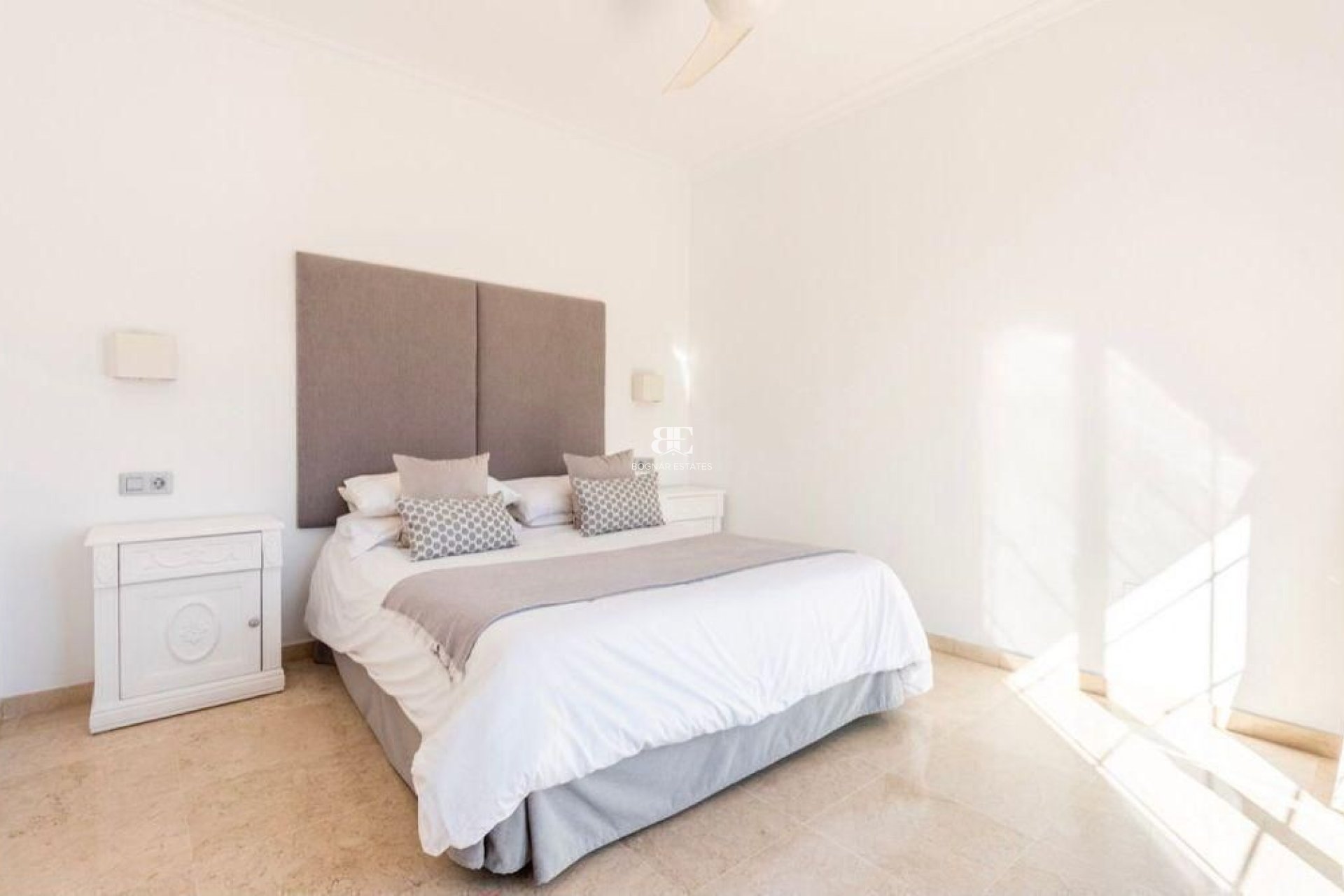 Herverkoop - Villa -
Marbella - Nueva Andalucía