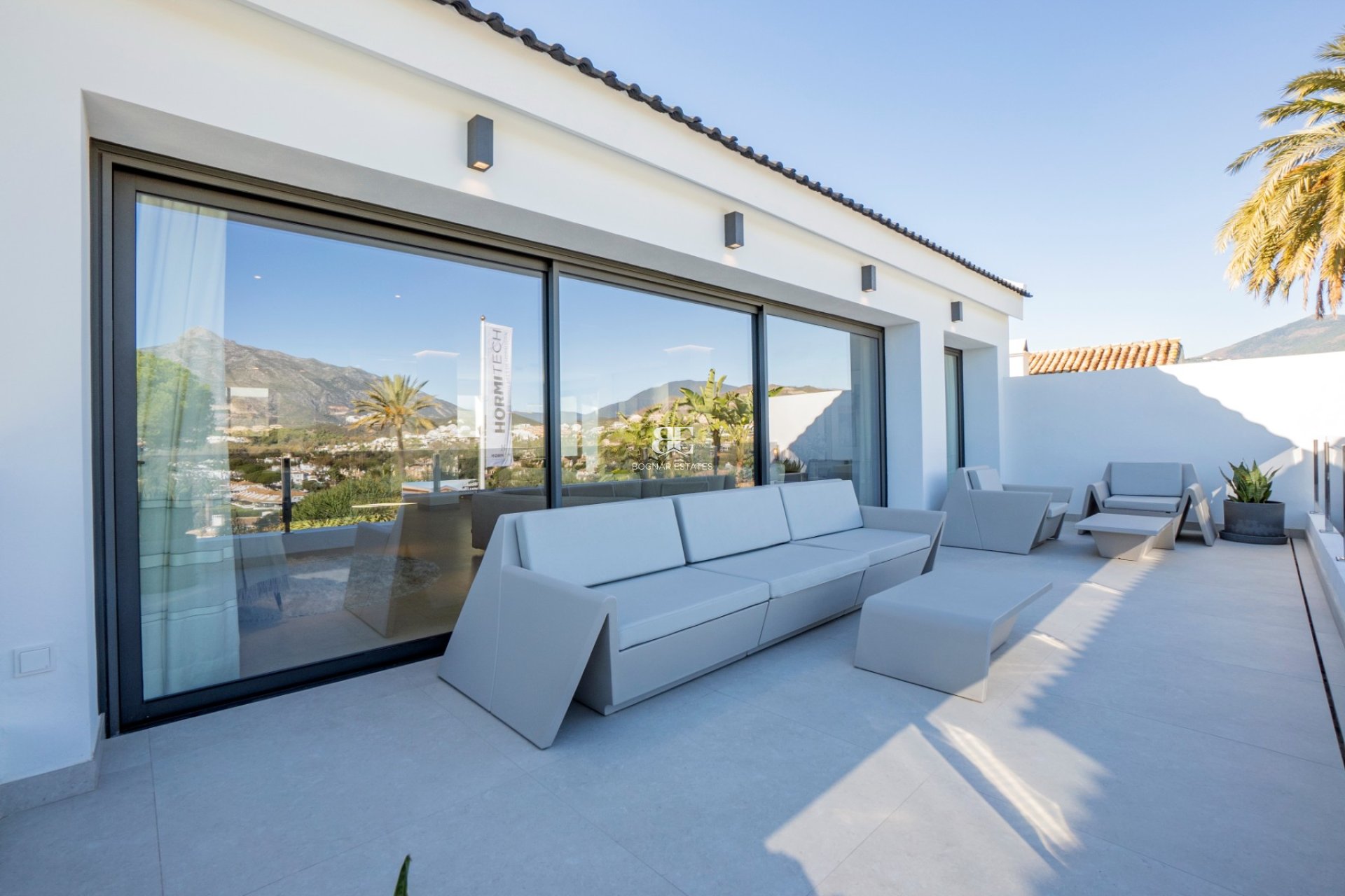 Herverkoop - Villa -
Marbella - Nueva Andalucía
