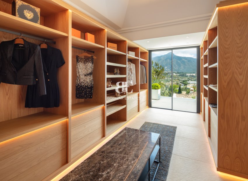 Herverkoop - Villa -
Marbella - Nueva Andalucía