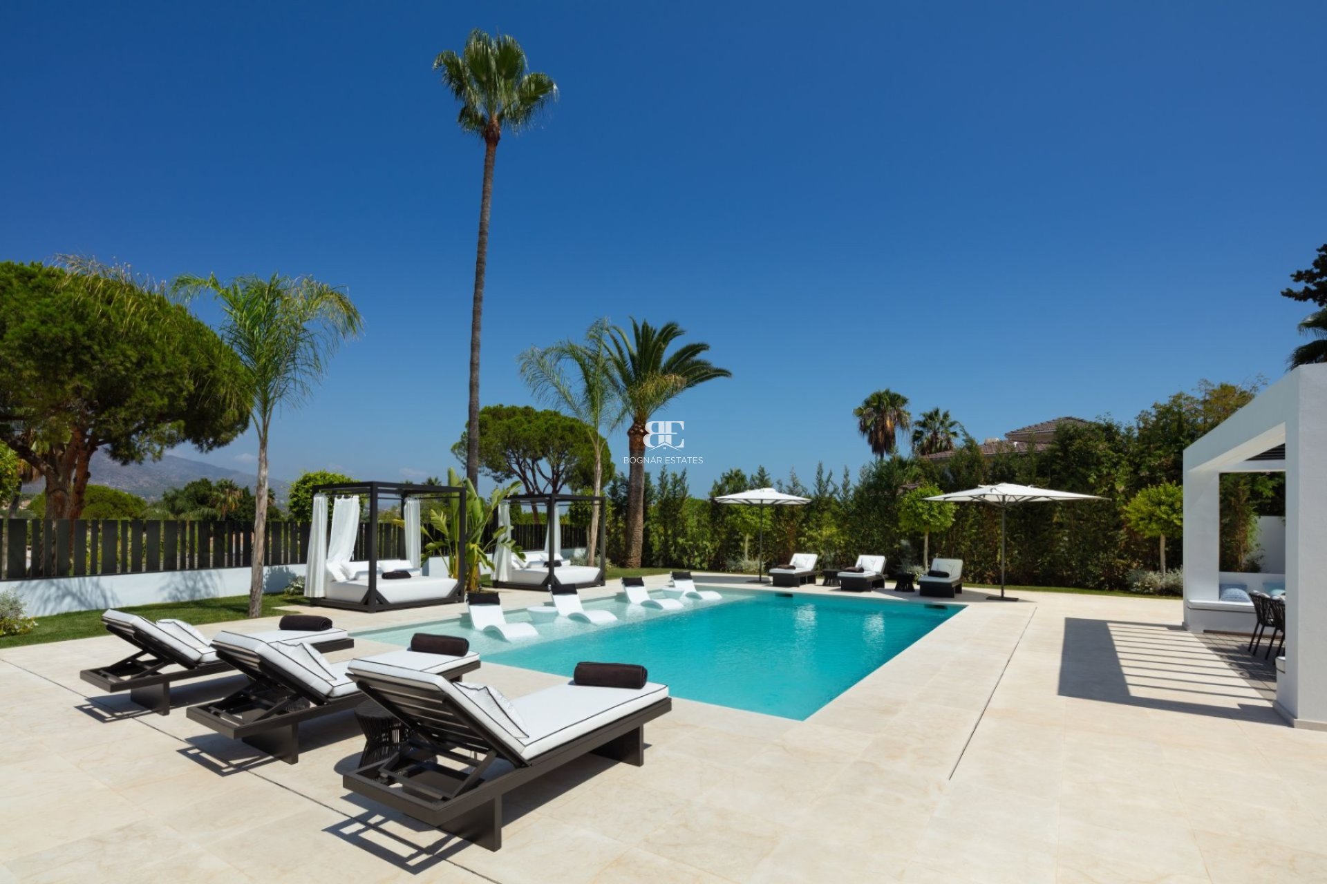 Herverkoop - Villa -
Marbella - Nueva Andalucía