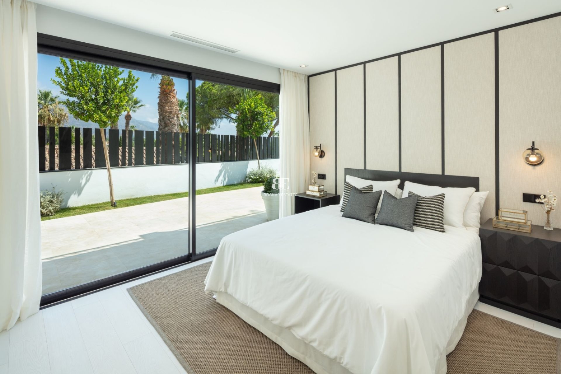 Herverkoop - Villa -
Marbella - Nueva Andalucía