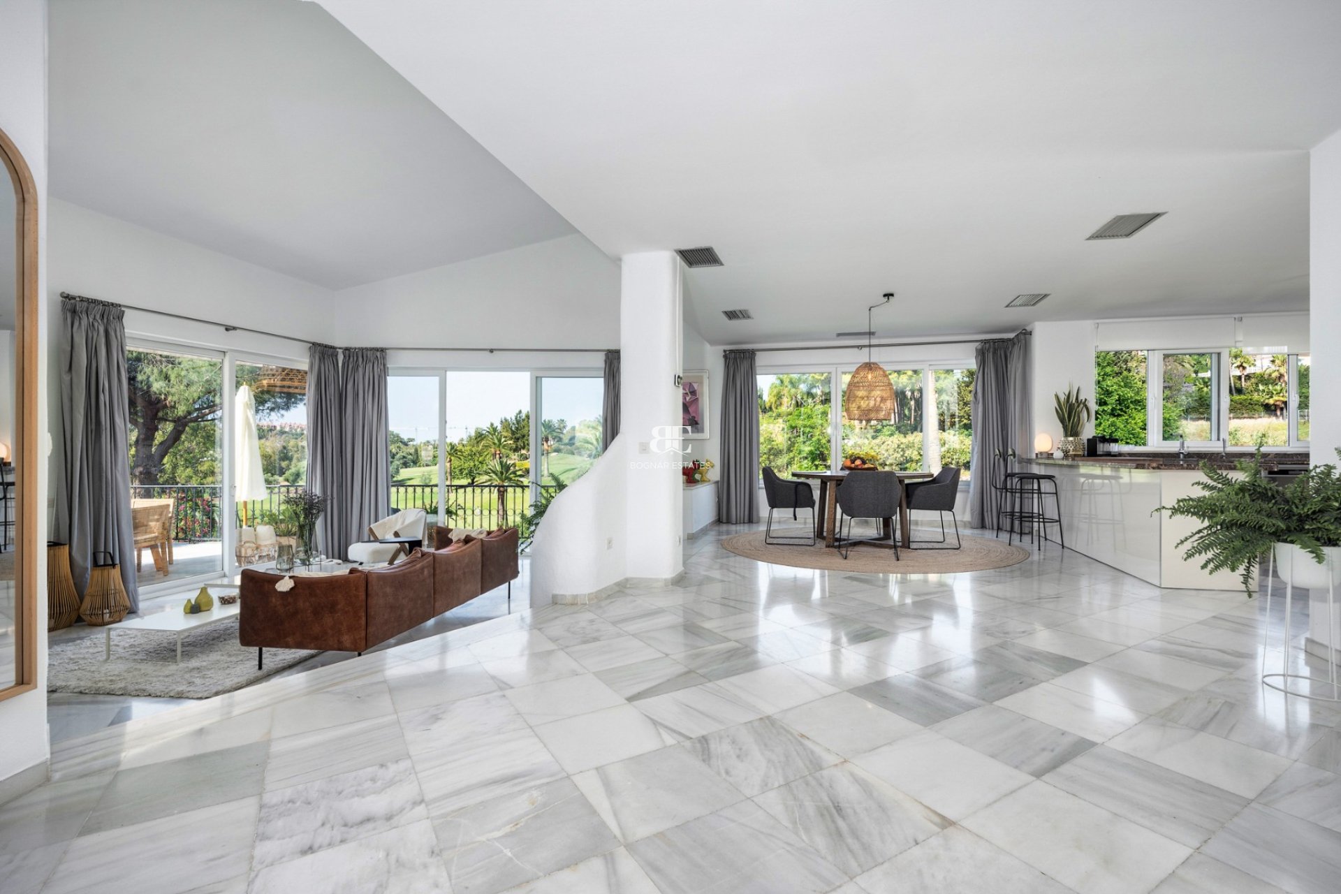 Herverkoop - Villa -
Marbella - Nueva Andalucía