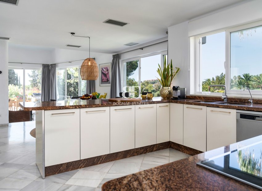 Herverkoop - Villa -
Marbella - Nueva Andalucía