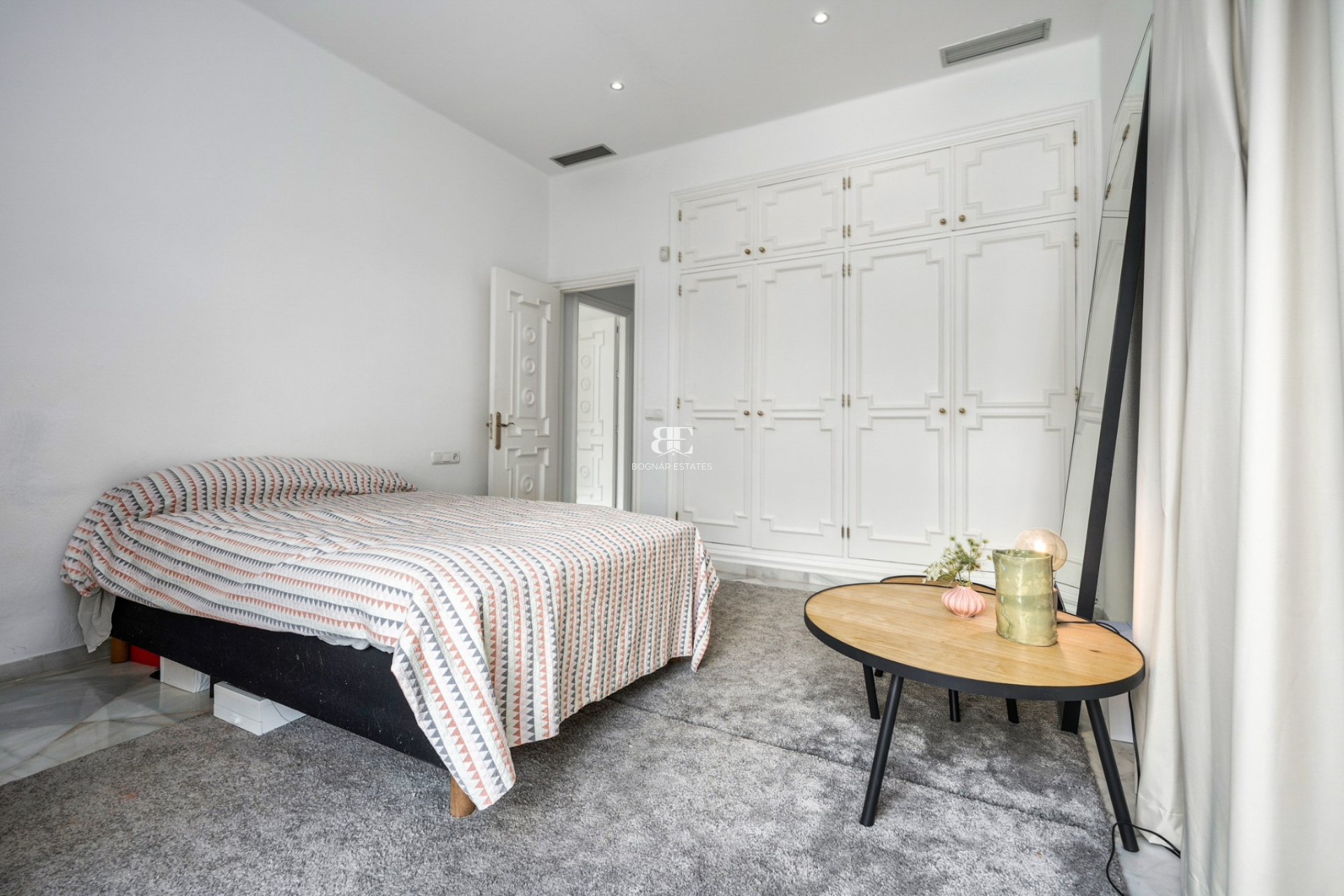 Herverkoop - Villa -
Marbella - Nueva Andalucía