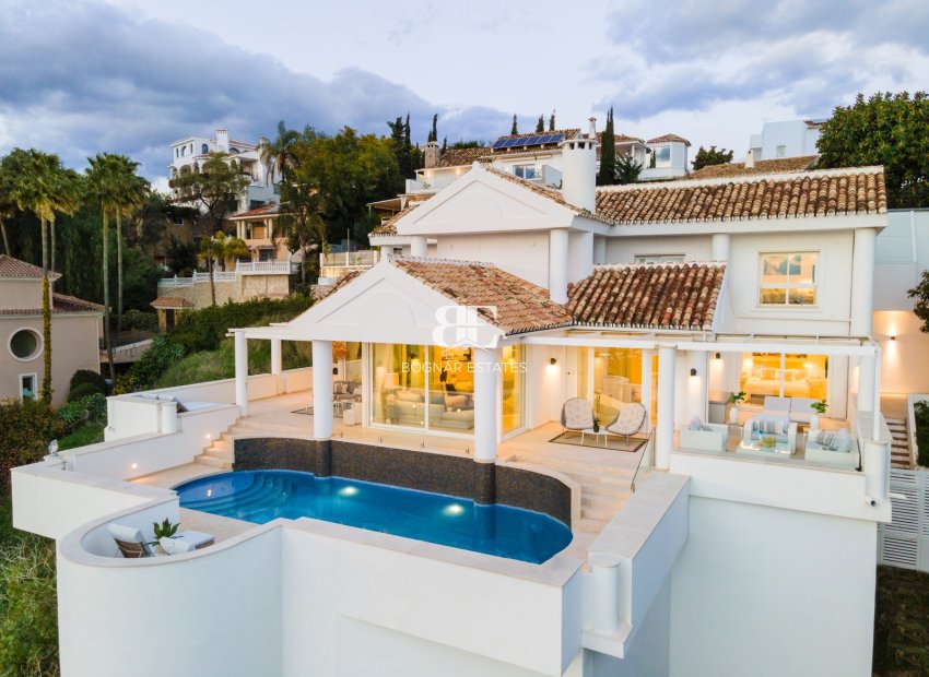 Herverkoop - Villa -
Marbella - Nueva Andalucía