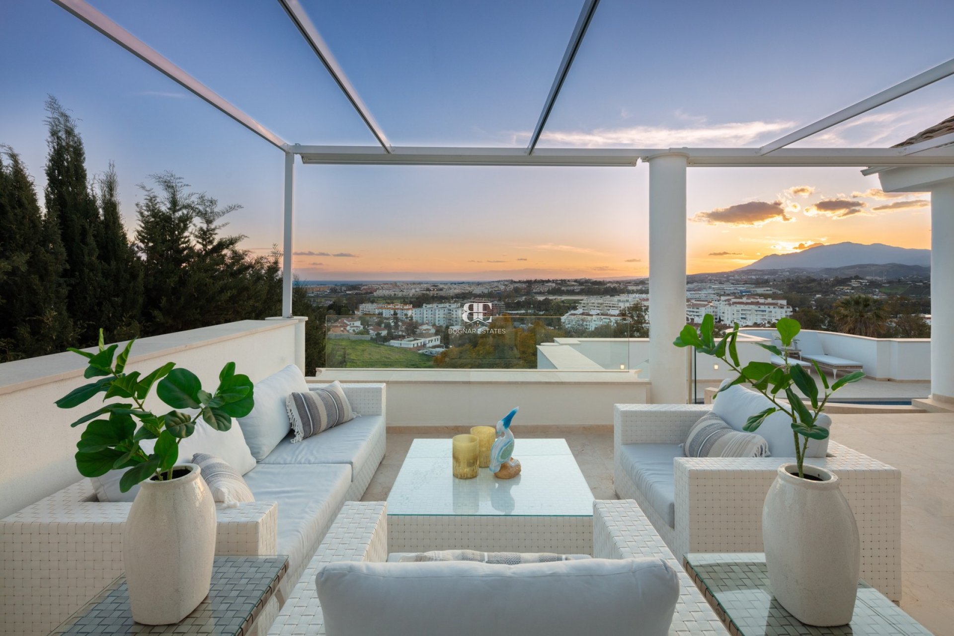 Herverkoop - Villa -
Marbella - Nueva Andalucía