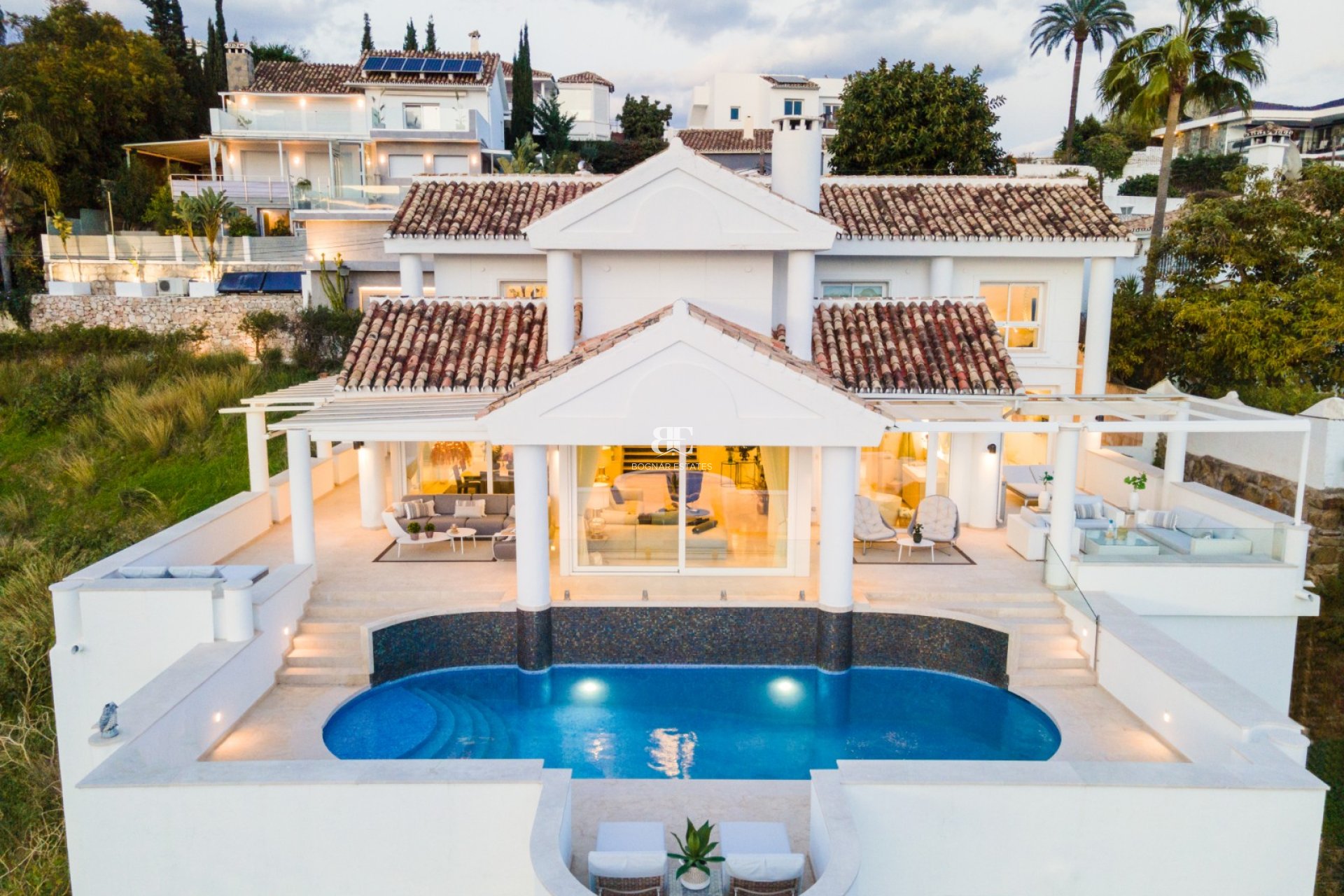 Herverkoop - Villa -
Marbella - Nueva Andalucía