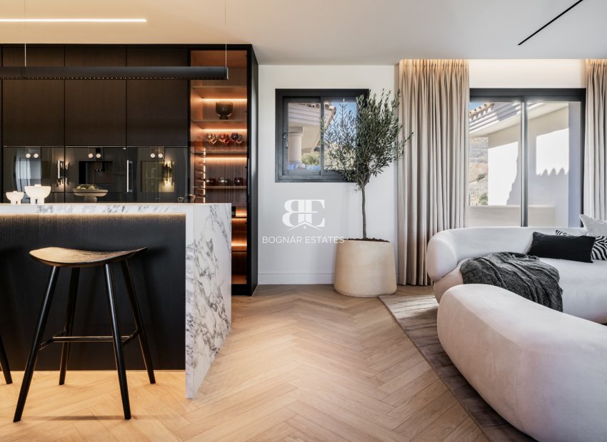 Herverkoop - Villa -
Marbella - Nueva Andalucía