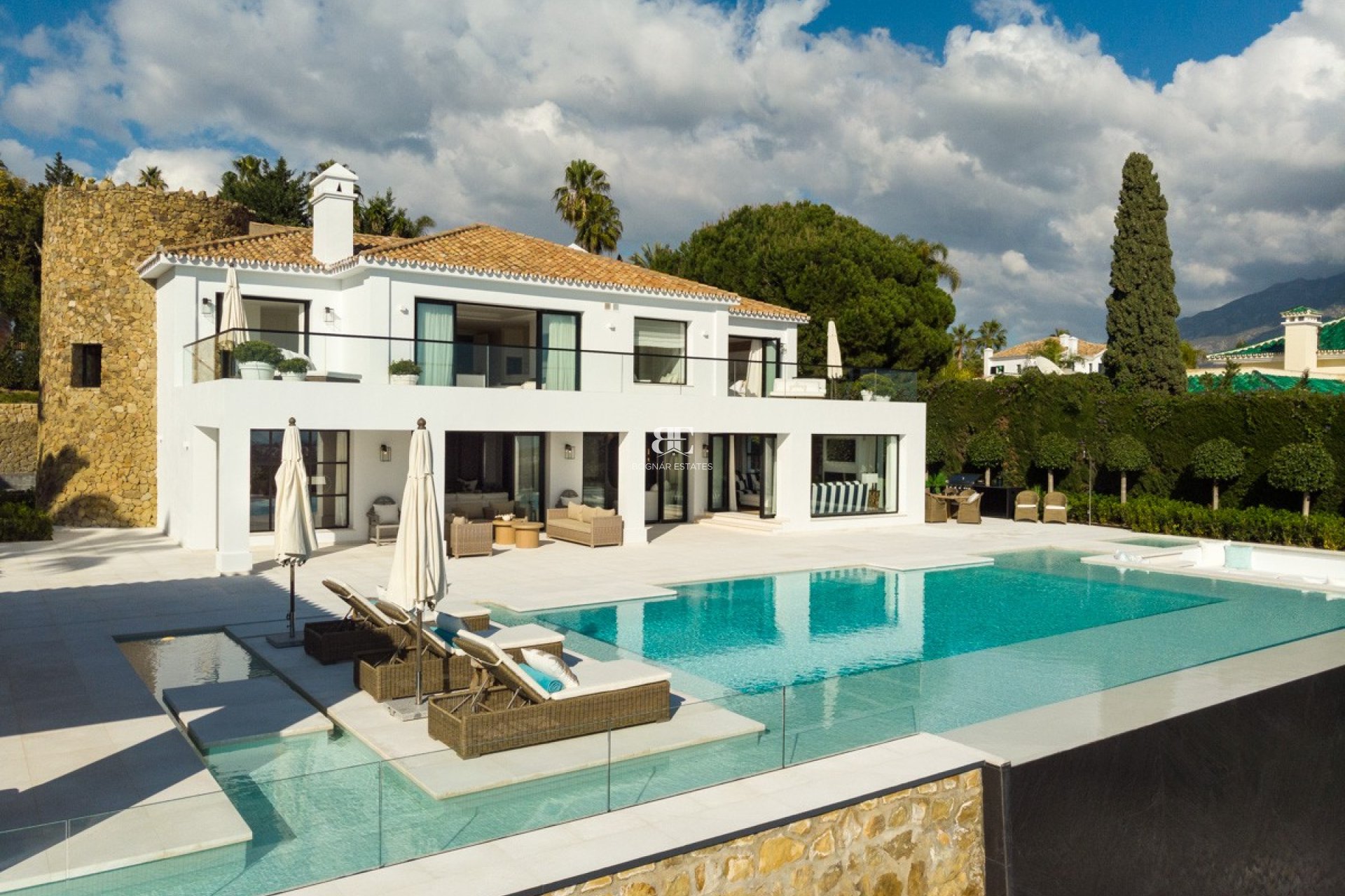 Herverkoop - Villa -
Marbella - Nueva Andalucía
