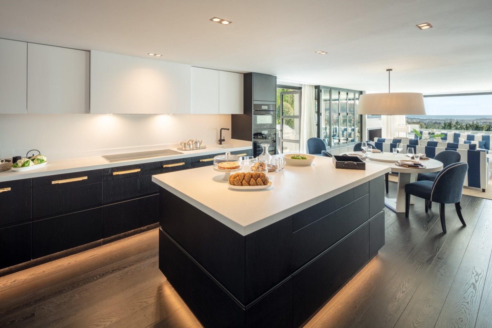 Herverkoop - Villa -
Marbella - Nueva Andalucía