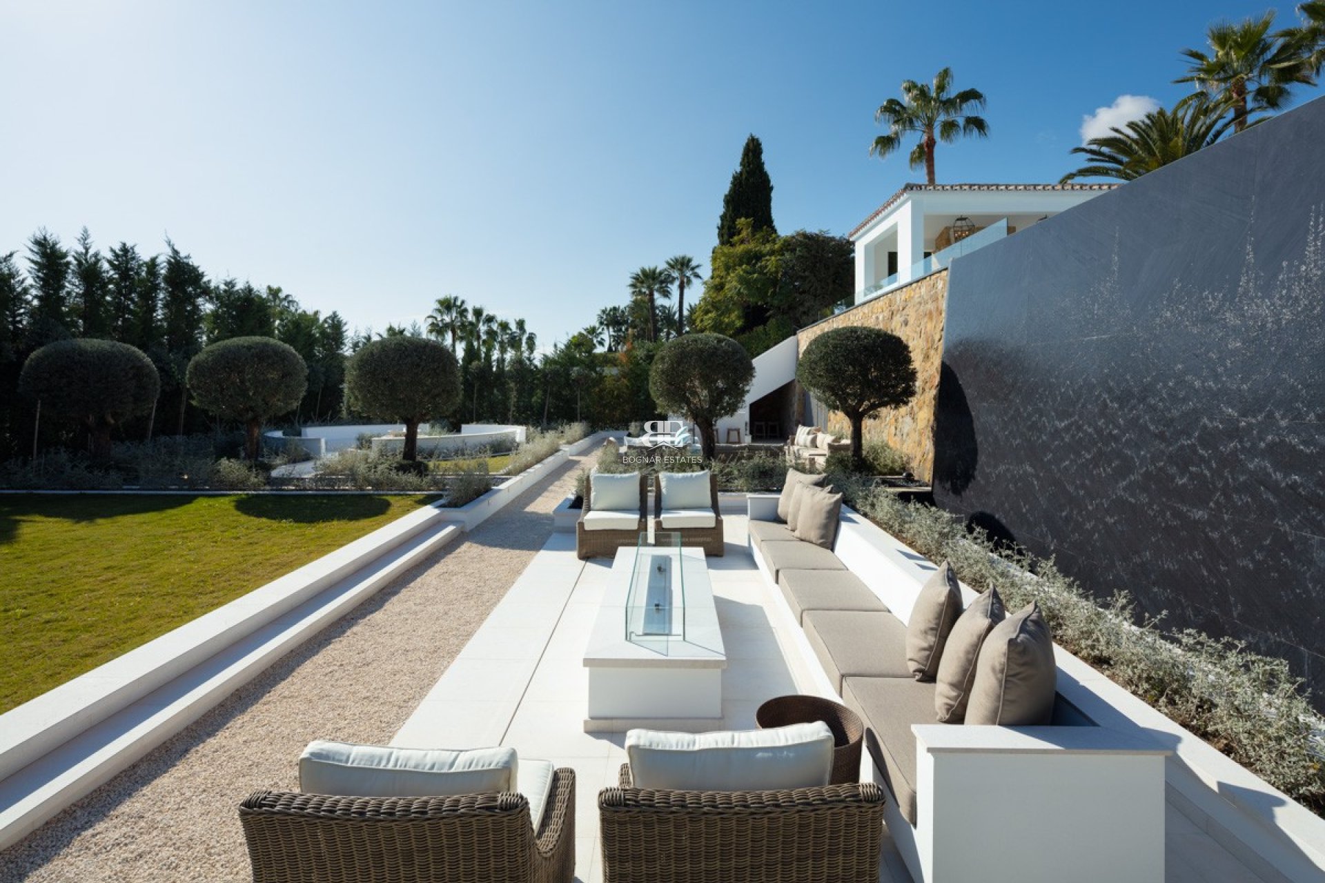 Herverkoop - Villa -
Marbella - Nueva Andalucía