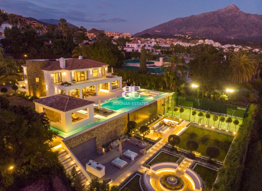 Herverkoop - Villa -
Marbella - Nueva Andalucía