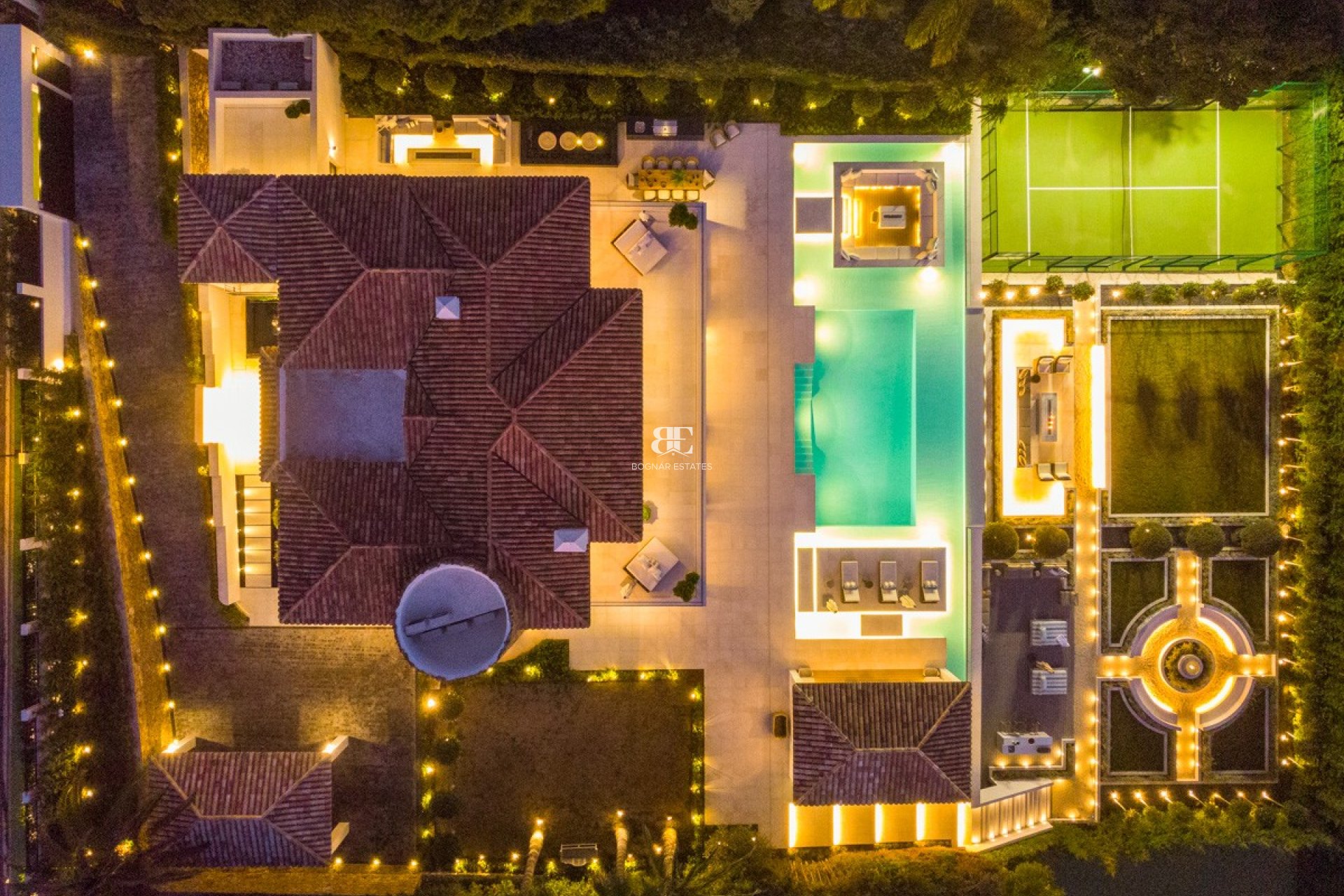 Herverkoop - Villa -
Marbella - Nueva Andalucía