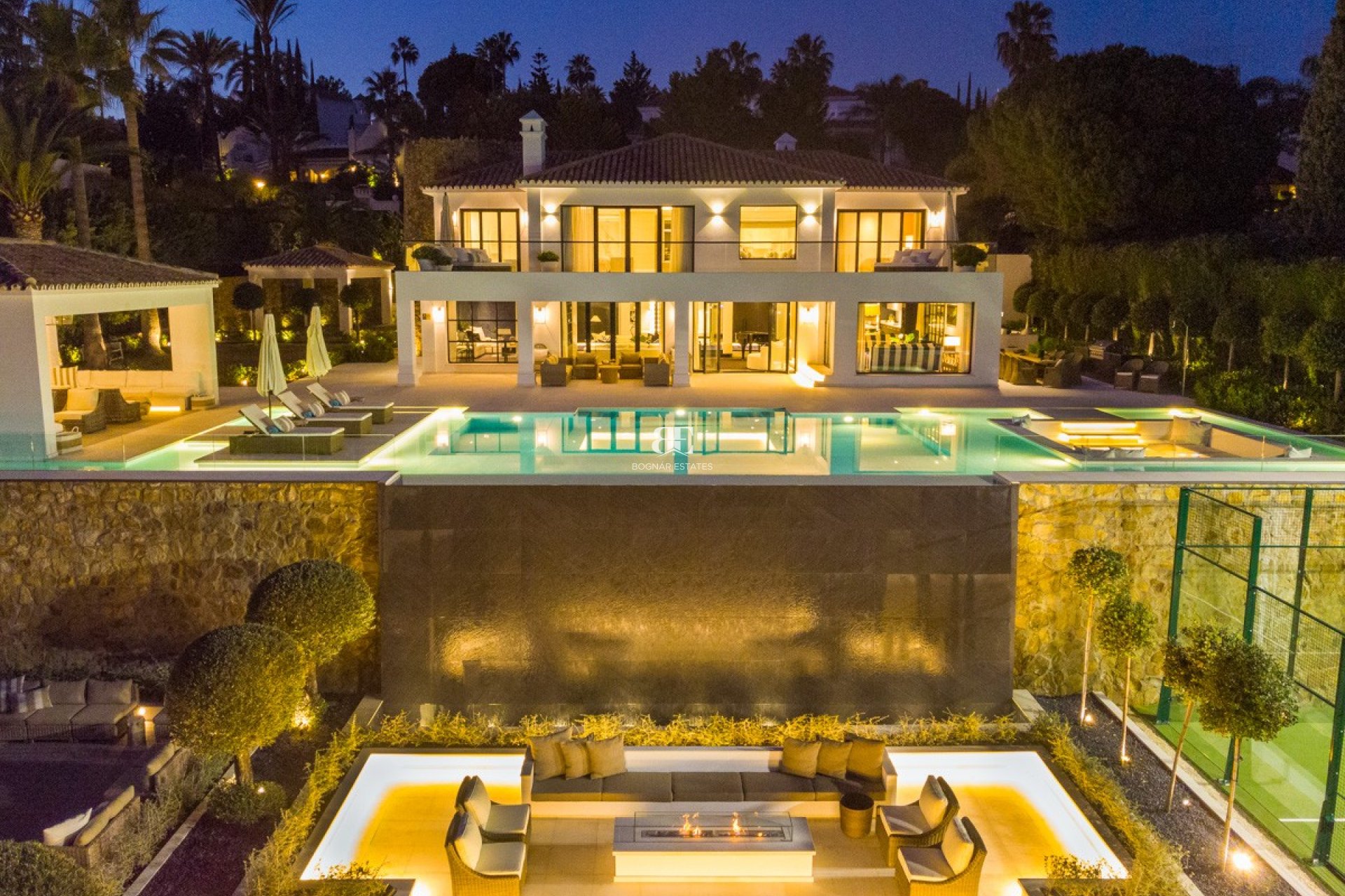 Herverkoop - Villa -
Marbella - Nueva Andalucía