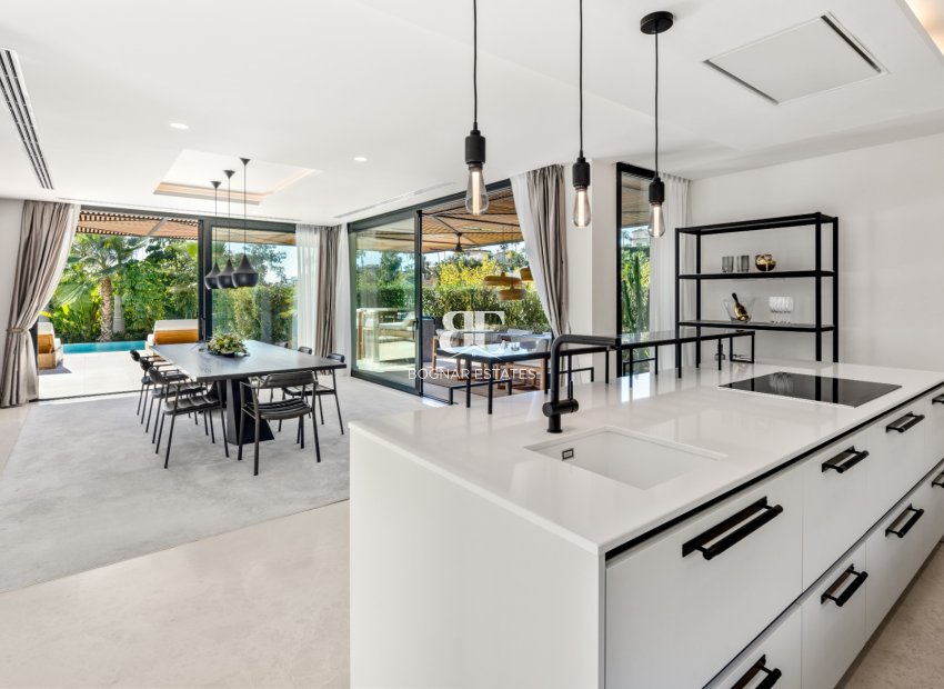 Herverkoop - Villa -
Marbella - Nueva Andalucía