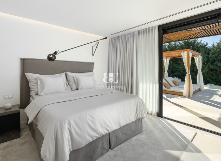 Herverkoop - Villa -
Marbella - Nueva Andalucía