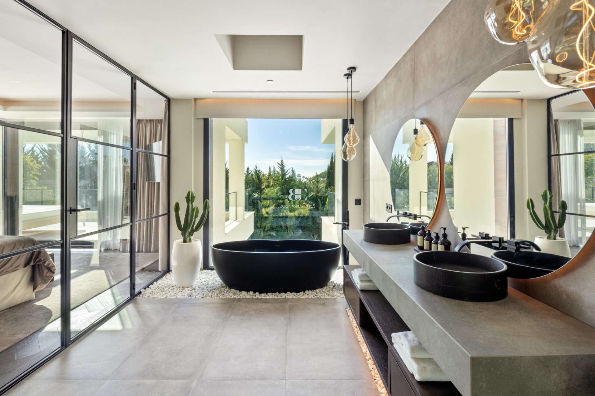 Herverkoop - Villa -
Marbella - Nueva Andalucía