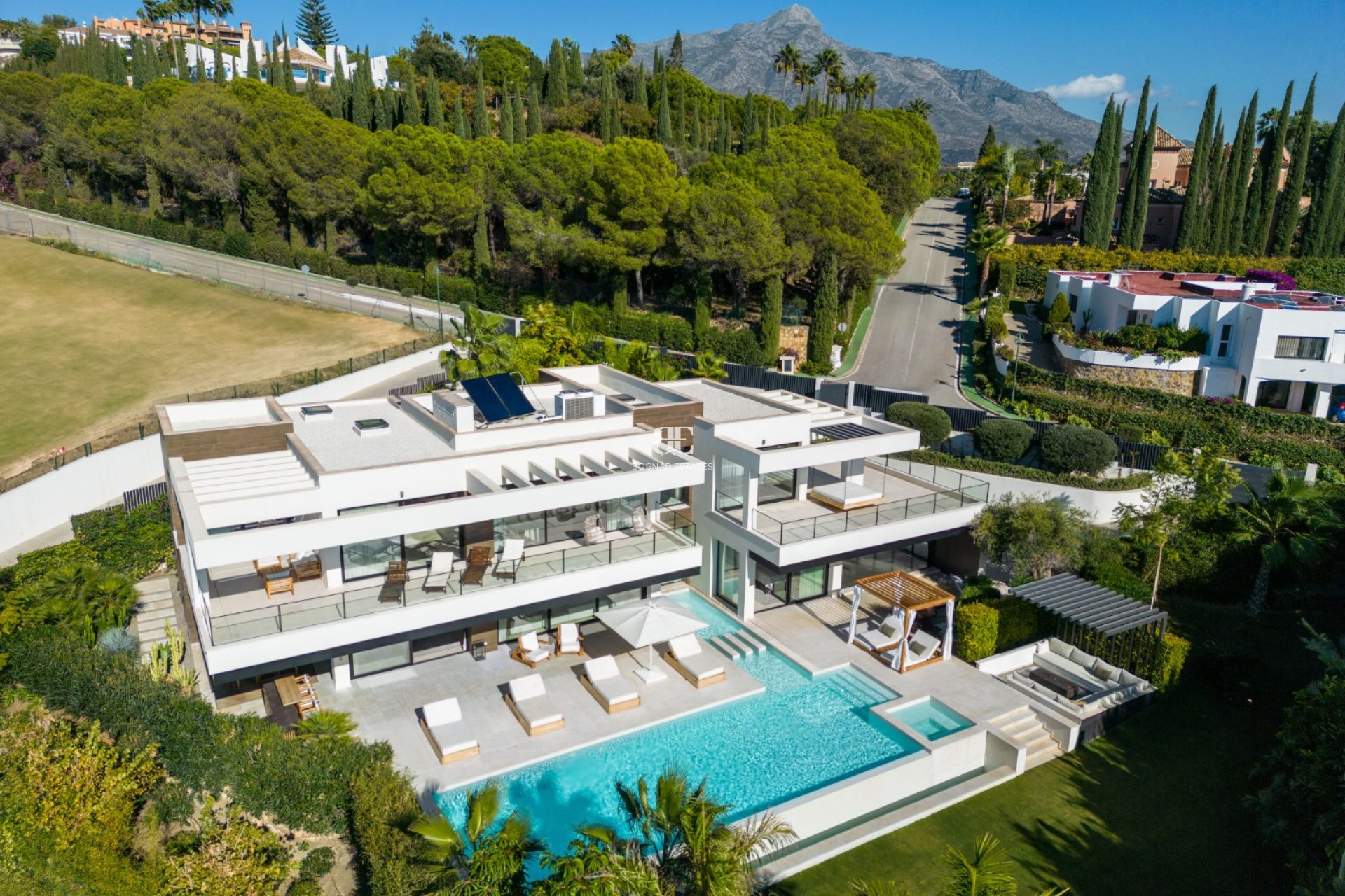 Herverkoop - Villa -
Marbella - Nueva Andalucía