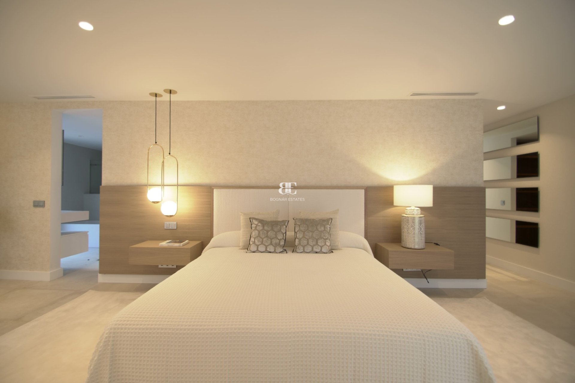 Herverkoop - Villa -
Marbella - Nueva Andalucía