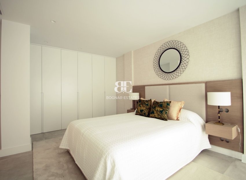 Herverkoop - Villa -
Marbella - Nueva Andalucía