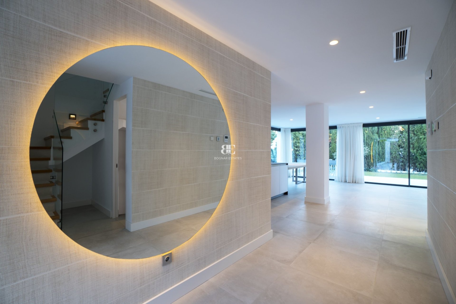 Herverkoop - Villa -
Marbella - Nueva Andalucía