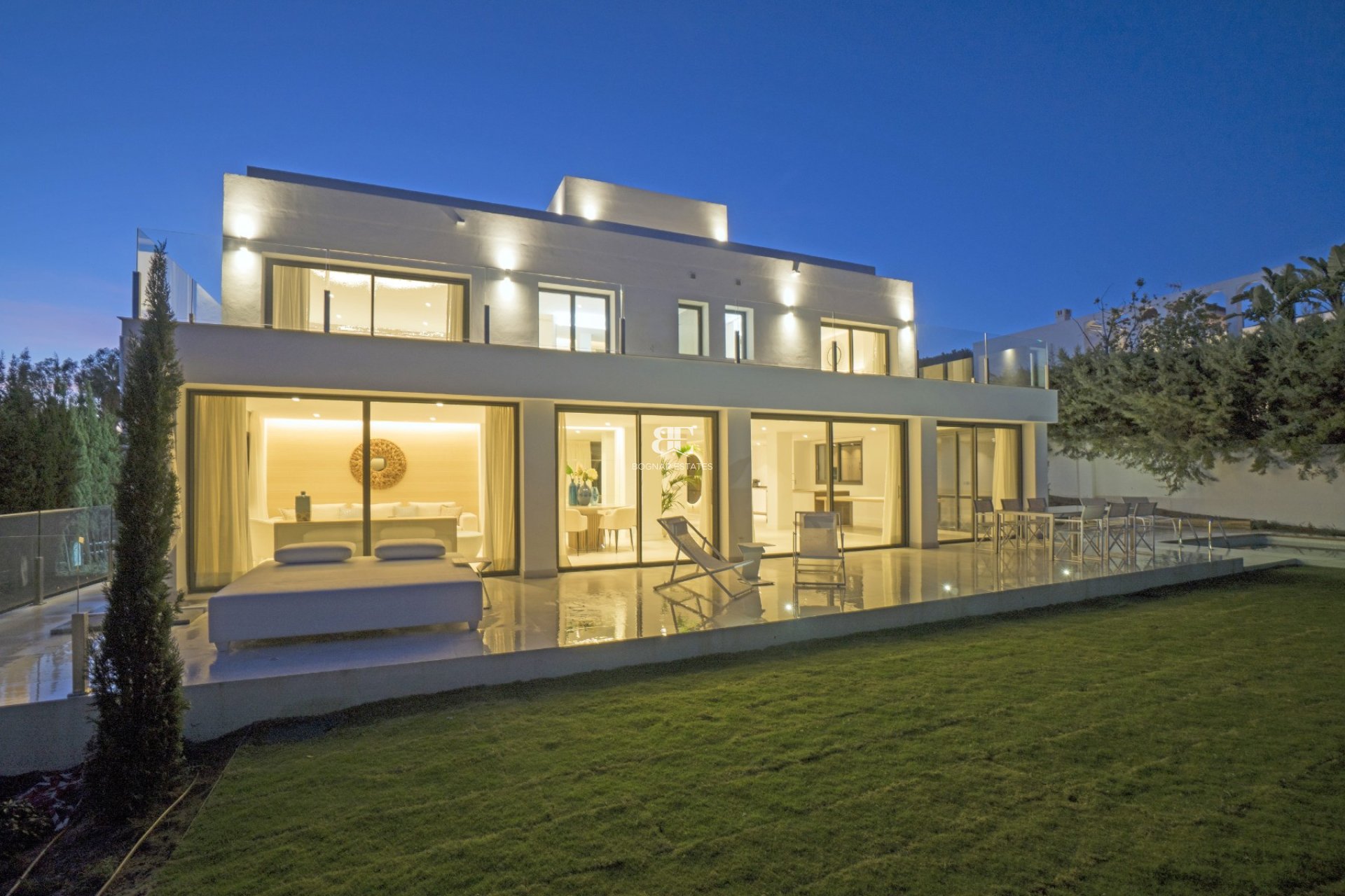 Herverkoop - Villa -
Marbella - Nueva Andalucía