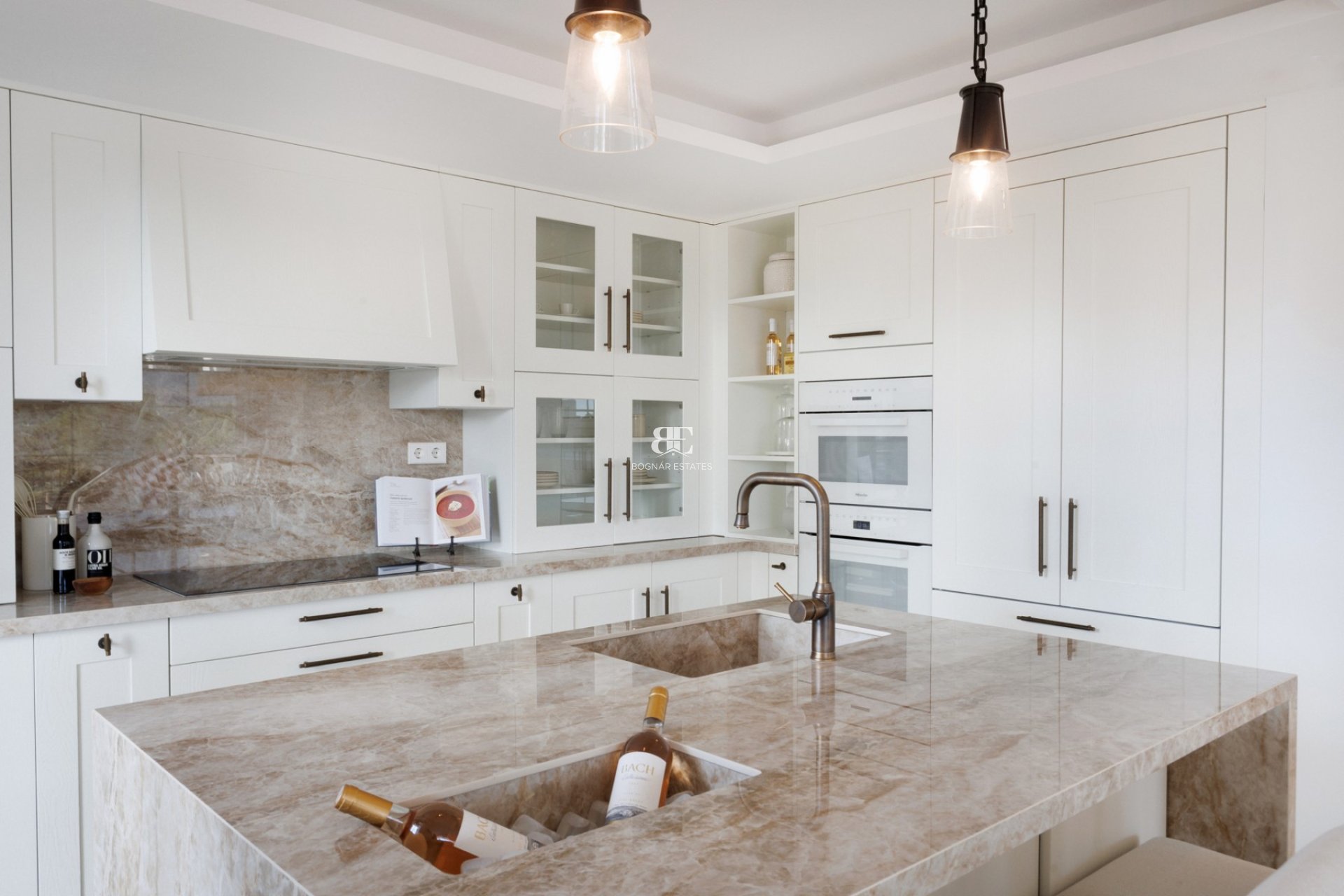 Herverkoop - Villa -
Marbella - Nueva Andalucía