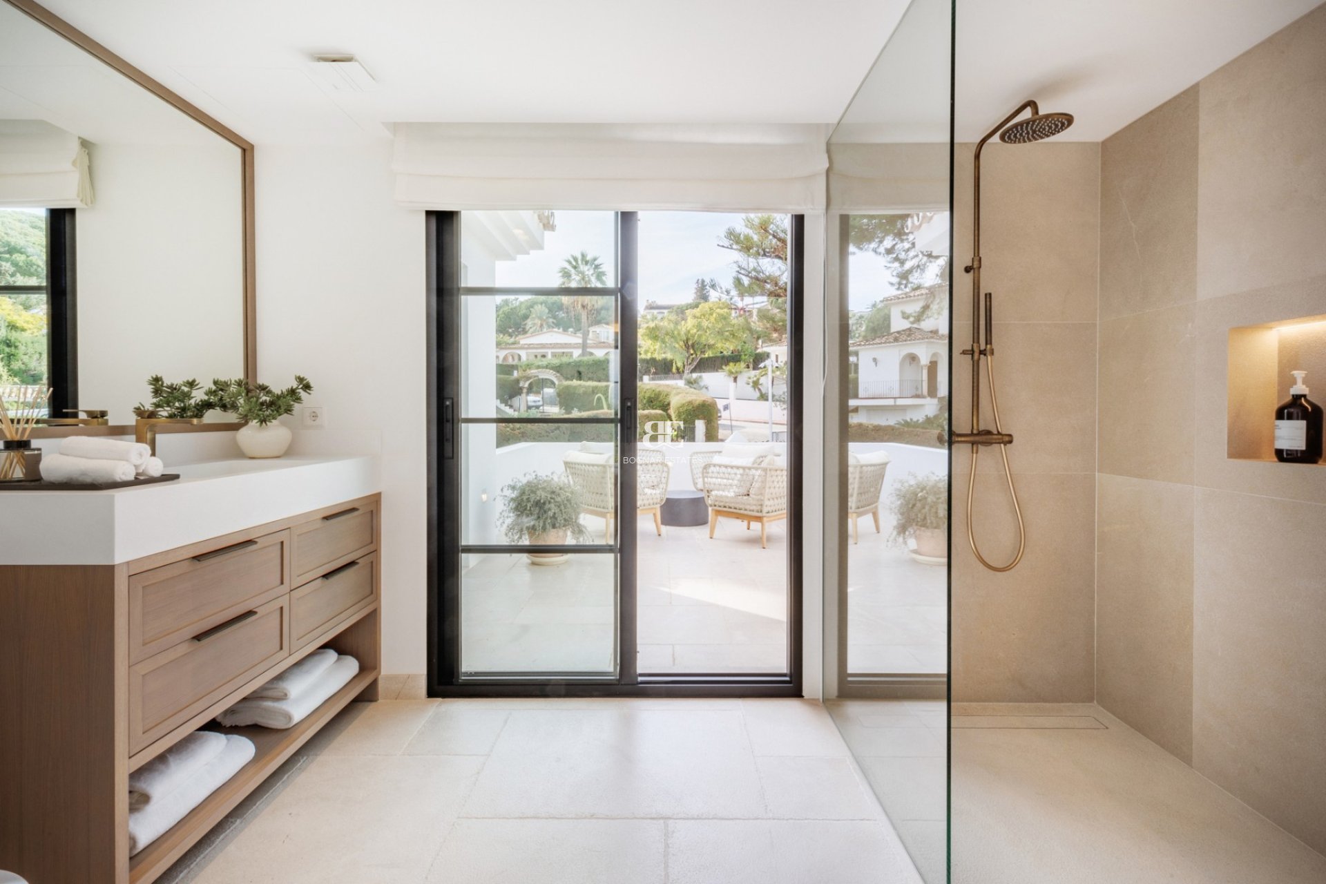 Herverkoop - Villa -
Marbella - Nueva Andalucía